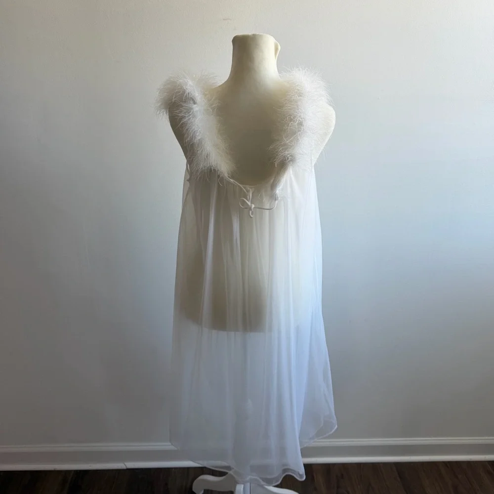 Vintage White Sheer Marabou-Trim Sleep Chemise - Picture 4 of 5